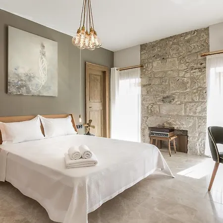 فندق مبيت وإفطار Alacati Hacimemis Çeşme