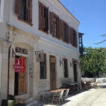 Alacati Hacimemis فندق مبيت وإفطار *