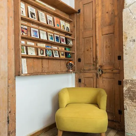 فندق مبيت وإفطار Alacati Hacimemis